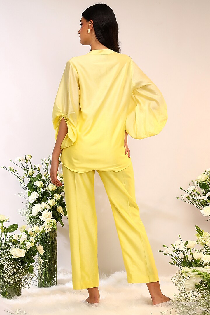 Citrus Yellow Chanderi Silk Hand Embroidered Co-Ord Set by Sakshi Khetterpal at Pernia's Pop Up Shop