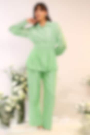 Kiwi Green Chanderi Silk Hand & Machine Embroidered Co-Ord Set by Sakshi Khetterpal at Pernia's Pop Up Shop