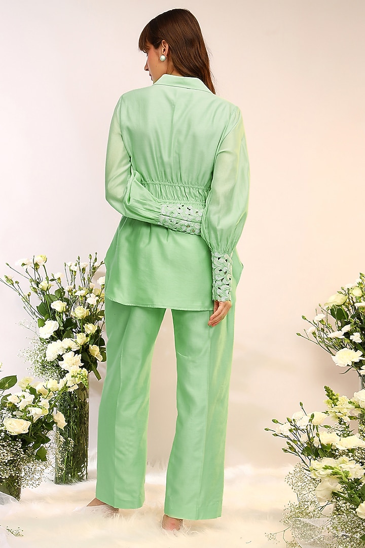 Kiwi Green Chanderi Silk Hand & Machine Embroidered Co-Ord Set by Sakshi Khetterpal at Pernia's Pop Up Shop