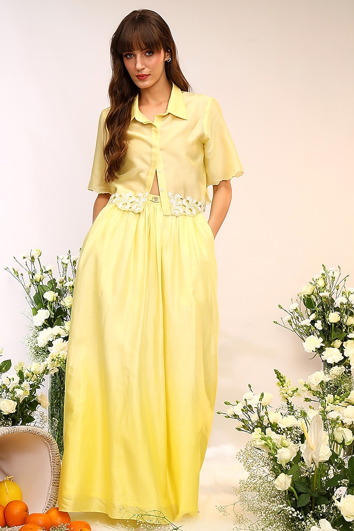 Citrus Yellow Chanderi Silk Gathered Skirt Set by Sakshi Khetterpal at Pernia's Pop Up Shop