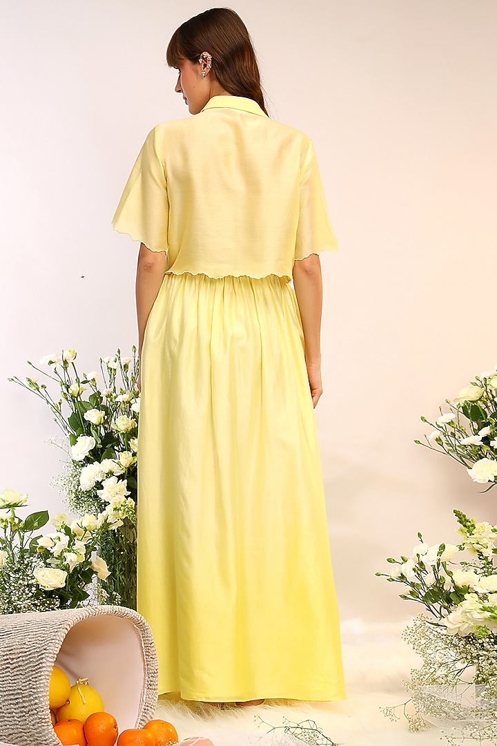 Citrus Yellow Chanderi Silk Gathered Skirt Set by Sakshi Khetterpal at Pernia's Pop Up Shop