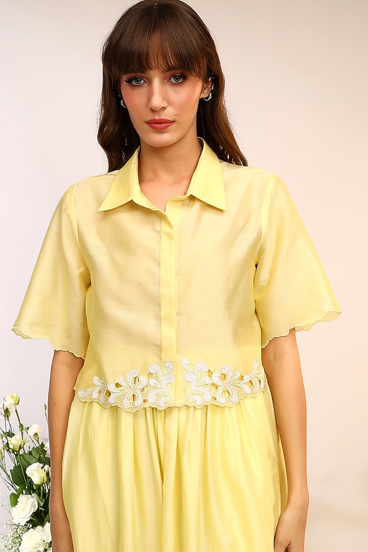 Citrus Yellow Chanderi Silk Gathered Skirt Set by Sakshi Khetterpal at Pernia's Pop Up Shop