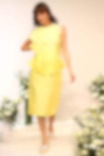 Citrus Yellow Chanderi Silk Hand & Machine Embroidered Midi Cocktail Dress by Sakshi Khetterpal at Pernia's Pop Up Shop