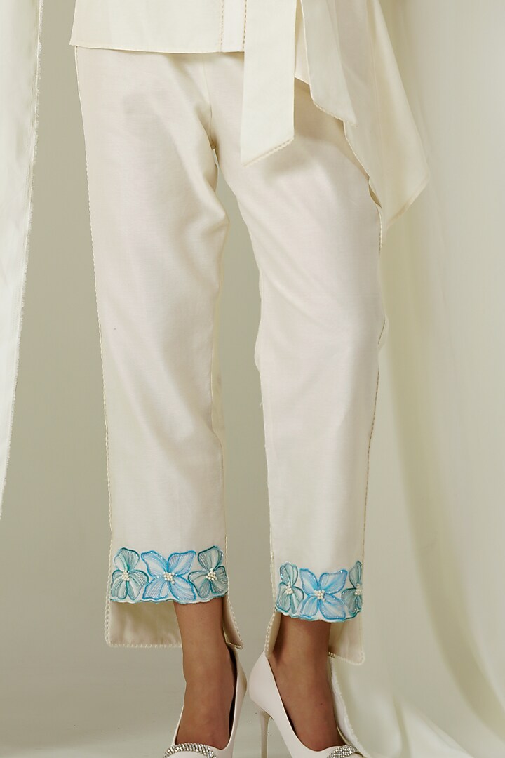 Ivory & Teal Blue Chanderi Embroidered Co-Ord Set by Sakshi Khetterpal at Pernia's Pop Up Shop