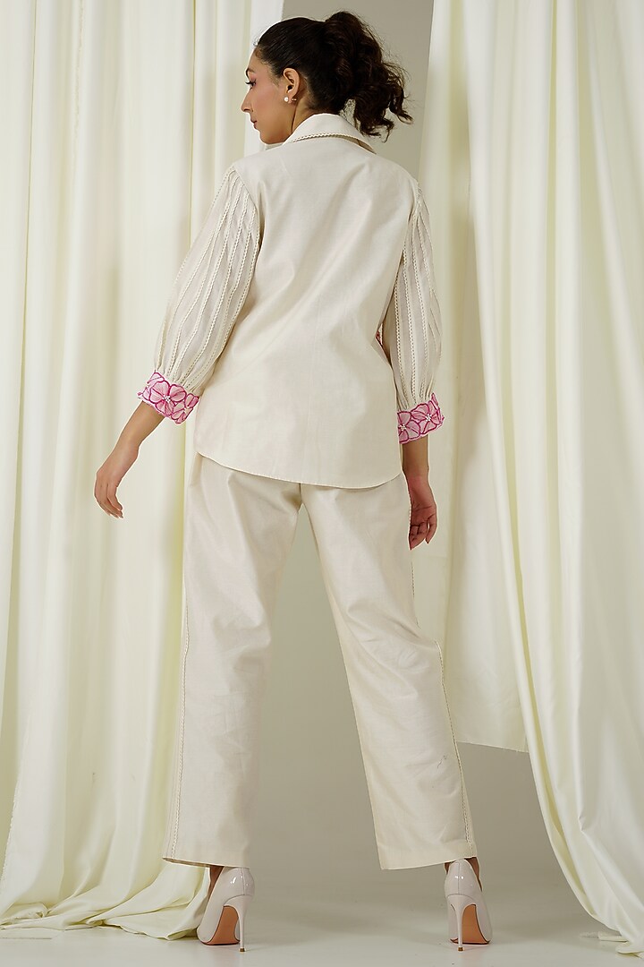 Ivory & Magenta Chanderi Embroidered Co-Ord Set by Sakshi Khetterpal at Pernia's Pop Up Shop