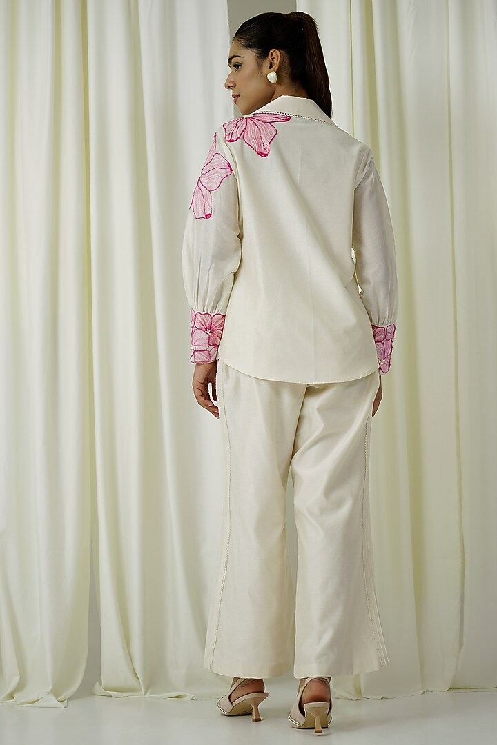 Ivory & Magenta Chanderi Embroidered Co-Ord Set by Sakshi Khetterpal at Pernia's Pop Up Shop
