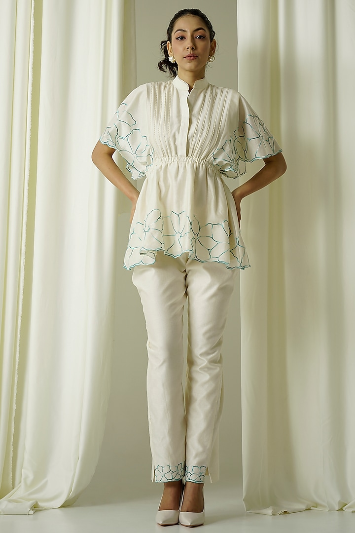 Ivory Chanderi Embroidered Pant Set by Sakshi Khetterpal at Pernia's Pop Up Shop