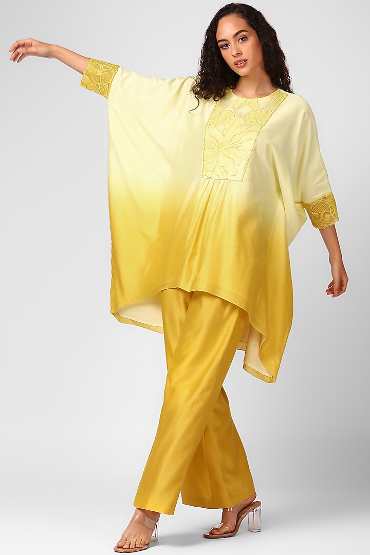 Sunshine Chanderi Embroidered Kaftan Set by Sakshi Khetterpal at Pernia's Pop Up Shop
