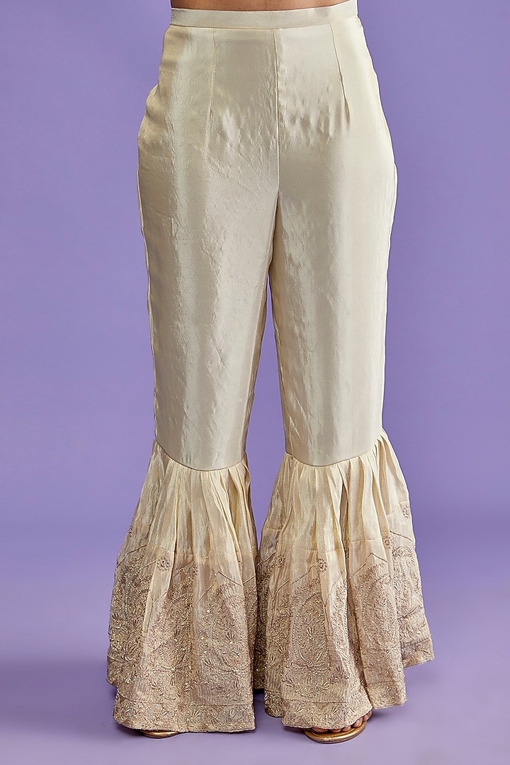White & Gold Tissue Embroidered Cape Set by Sk'n at Pernia's Pop Up Shop