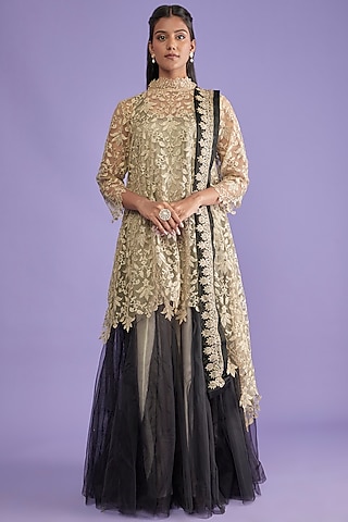 Gold & Black Embroidered Kurta Set by Sk'n