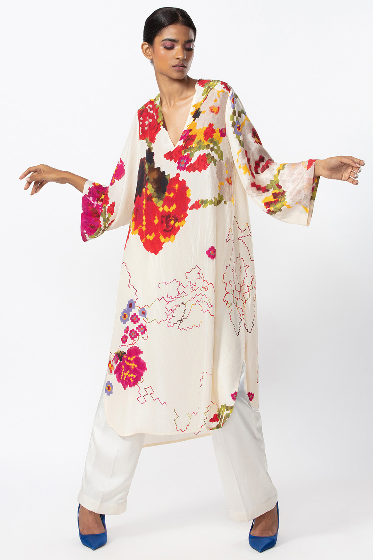 Ivory Silk Printed Tunic Set by Saaksha & Kinni at Pernia's Pop Up Shop