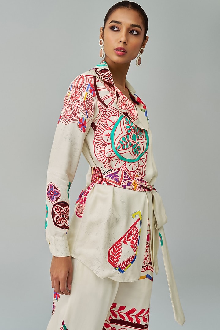 Ivory & Multi-Colored Habutai Paisley Printed Jacket Set by Saaksha & Kinni at Pernia's Pop Up Shop