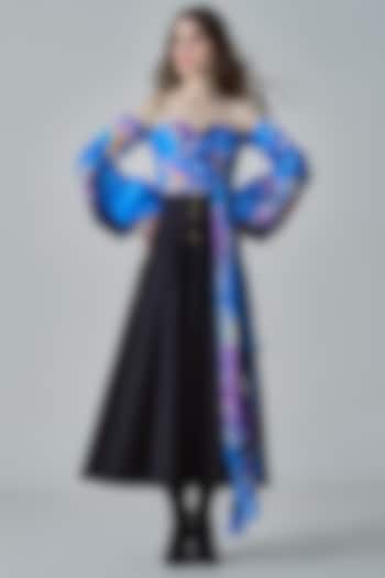 Black Poplin High-Waist Flared Skirt Set by Saaksha & Kinni at Pernia's Pop Up Shop