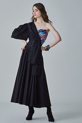 Black Poplin High-Waist Flared Skirt Set by Saaksha & Kinni