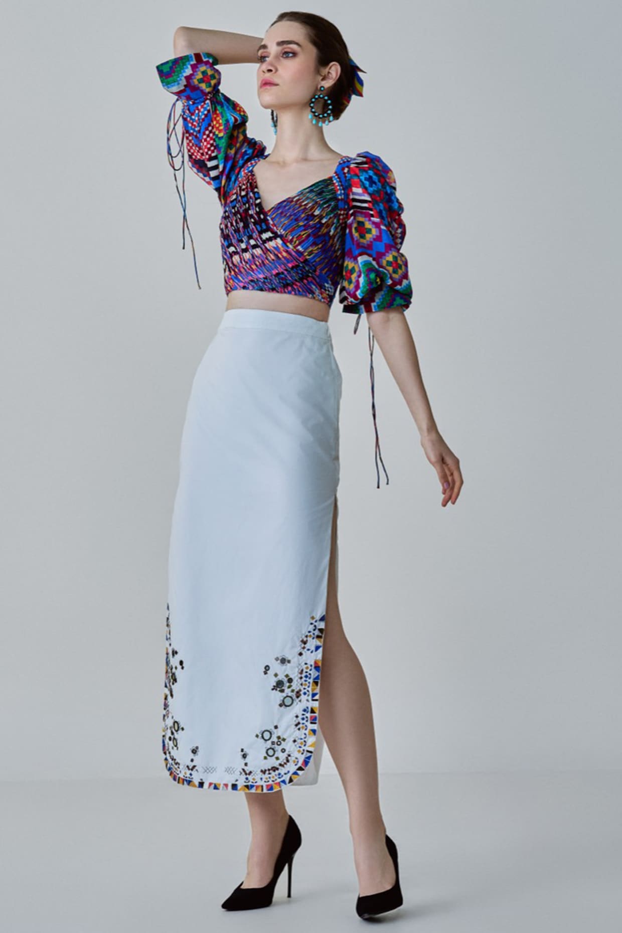 White Poplin Mirror Hand Embroidered Skirt Set by Saaksha Kinni at Pernia s Pop Up Shop 2024