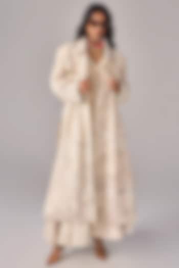 Ivory Crepe Floral Printed Oversized Trench Coat Set by Saaksha & Kinni at Pernia's Pop Up Shop