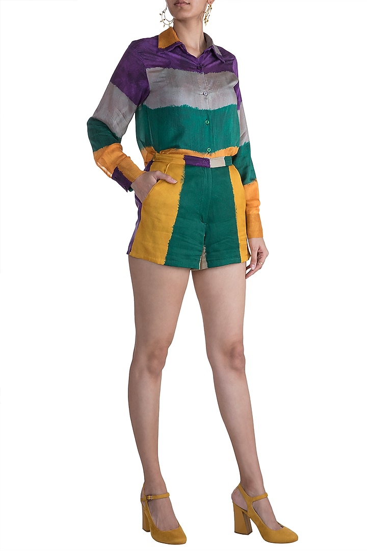 Emerald Green Printed Collared Shirt by Saaksha & Kinni at Pernia's Pop Up Shop