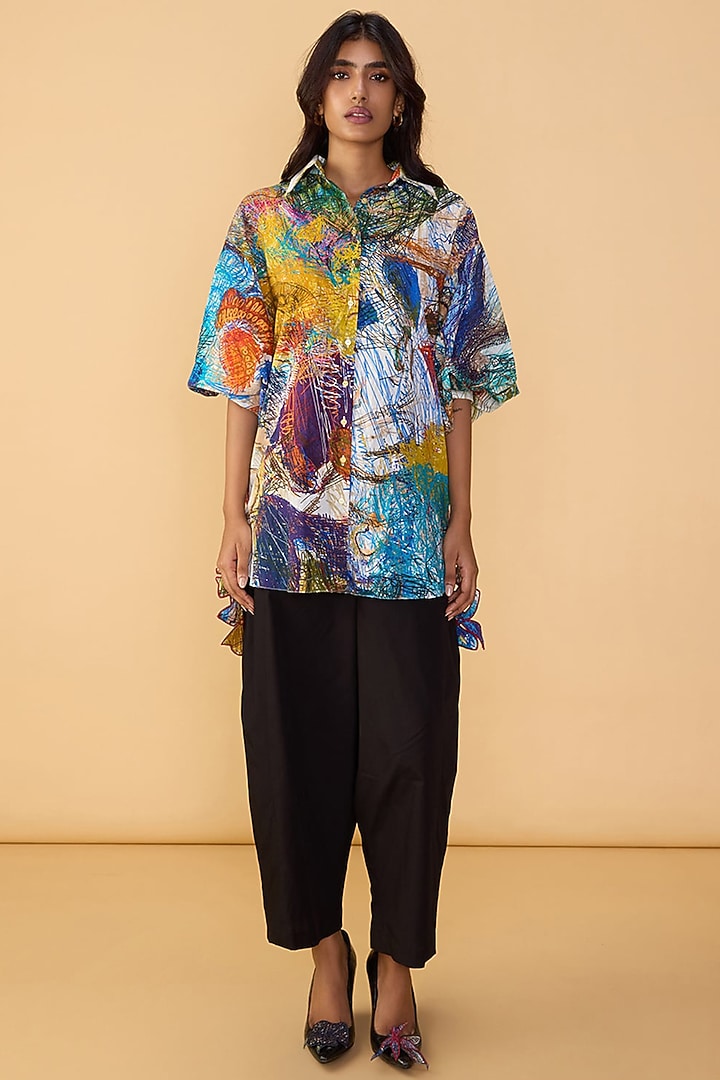 Multi-Colored Cambric Abstract Scribble Printed Co-Ord Set by Saaksha & Kinni at Pernia's Pop Up Shop