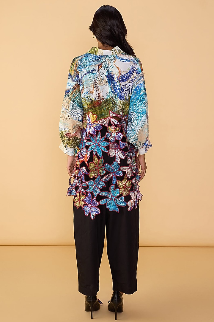 Multi-Colored Cambric Abstract Scribble Printed Co-Ord Set by Saaksha & Kinni at Pernia's Pop Up Shop