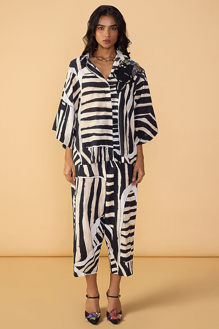 Black & White Cambric Abstract Stripe Printed Co-Ord Set by Saaksha & Kinni at Pernia's Pop Up Shop