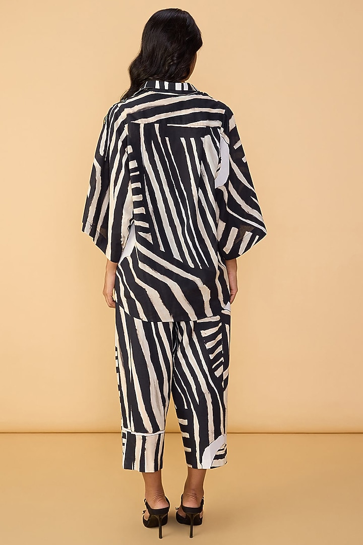 Black & White Cambric Abstract Stripe Printed Co-Ord Set by Saaksha & Kinni at Pernia's Pop Up Shop