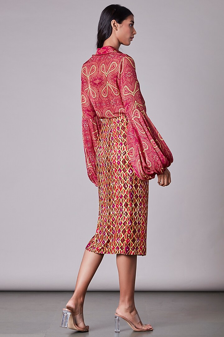 Pink Printed Blouse by Saaksha & Kinni at Pernia's Pop Up Shop