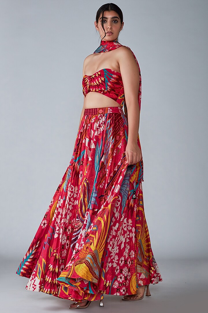 Pink Printed Wedding Lehenga Set by Saaksha & Kinni at Pernia's Pop Up Shop