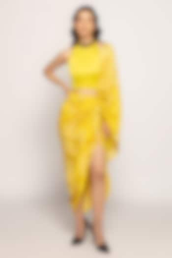 Yellow Silk Printed Skirt Saree Set by Saaksha & Kinni at Pernia's Pop Up Shop