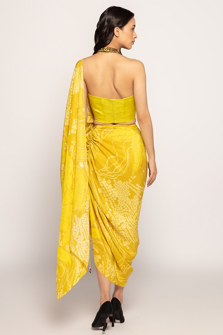 Yellow Silk Printed Skirt Wedding Saree Set by Saaksha & Kinni at Pernia's Pop Up Shop