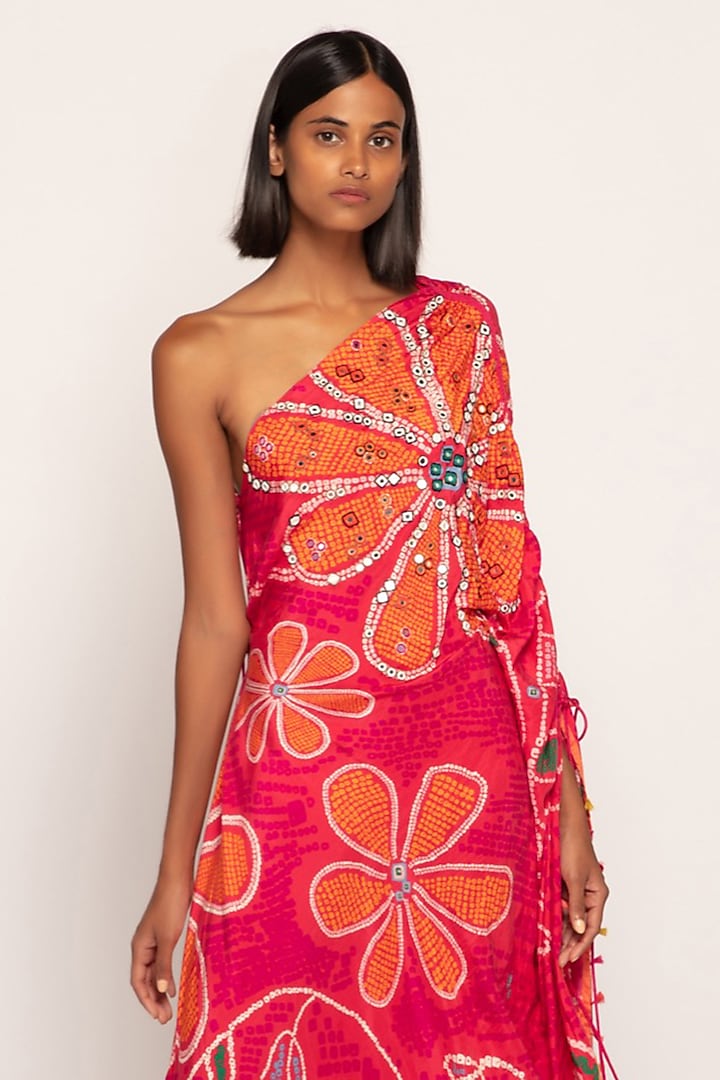 Pink & Orange Silk Bandhani Printed Asymmetric Kaftan by Saaksha & Kinni at Pernia's Pop Up Shop