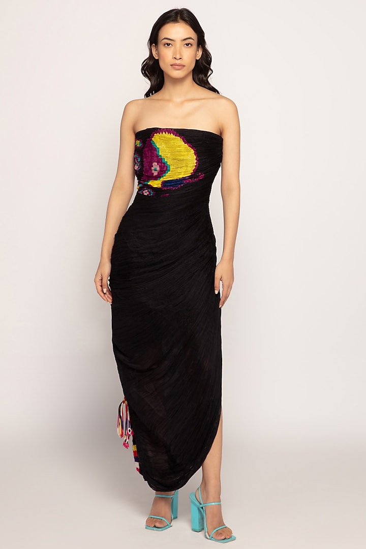 Black Chiffon Corset Saree Dress by Saaksha & Kinni at Pernia's Pop Up Shop