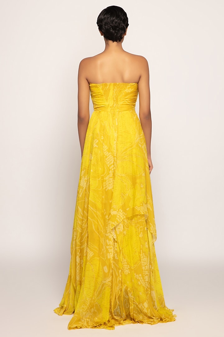 Yellow Chiffon Bandhani Printed Engagement Gown by Saaksha & Kinni at Pernia's Pop Up Shop