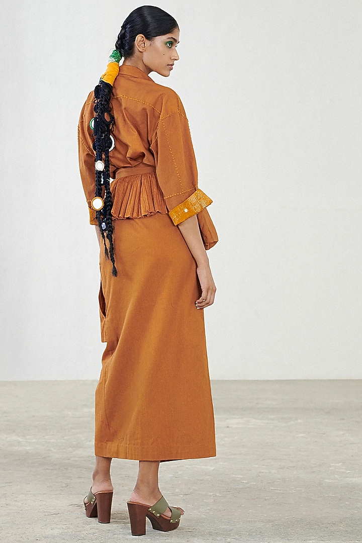 Brown Embroidered Blouse With Skirt by Saaksha & Kinni at Pernia's Pop Up Shop