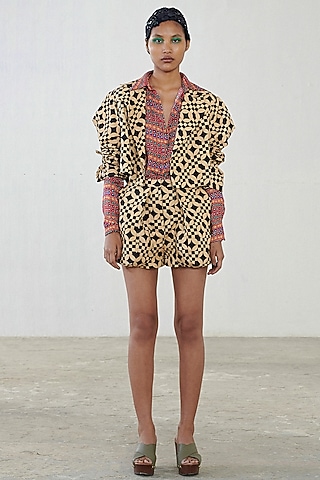 Black & Brown Jacket Set by Saaksha & Kinni