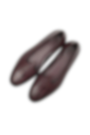 Burgundy Leather Textured Mojdi by SKO Men at Pernia's Pop Up Shop
