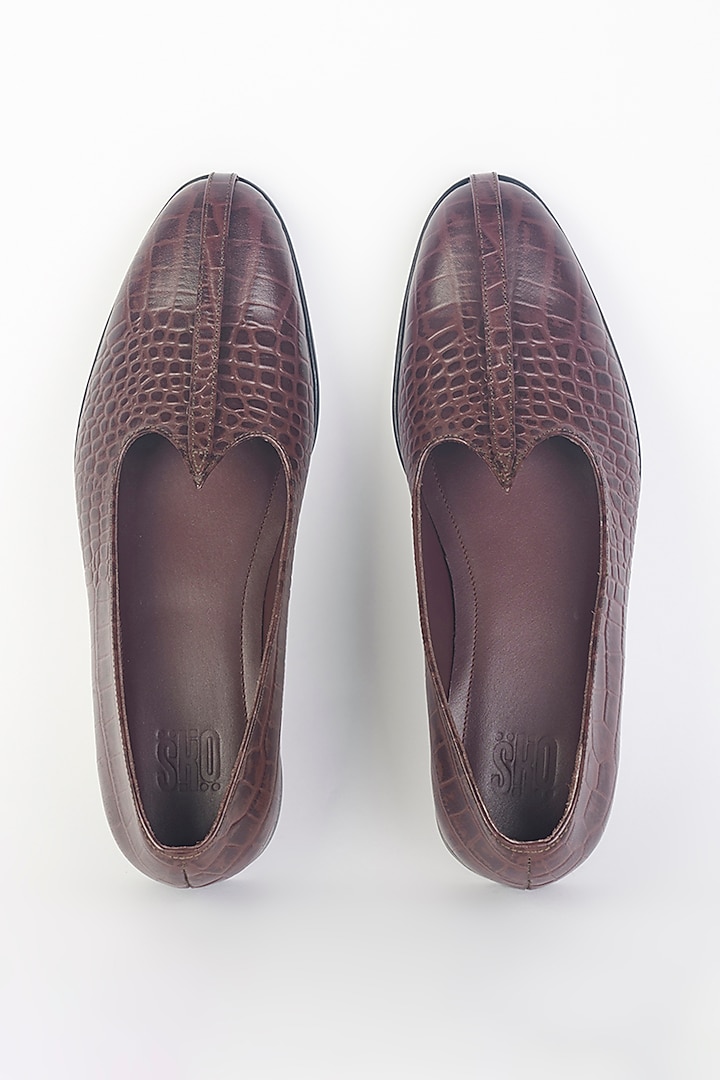 Burgundy Croc Printed Mojris by SKO Men at Pernia's Pop Up Shop