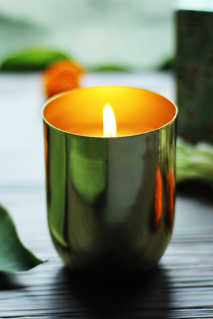 Floral Oud Scented Candle by Sukoon