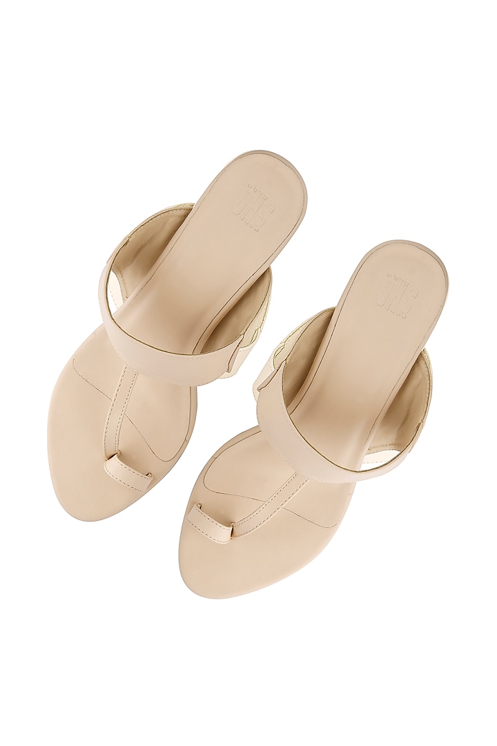 Peach Kolhapuri Heels by SKO at Pernia's Pop Up Shop