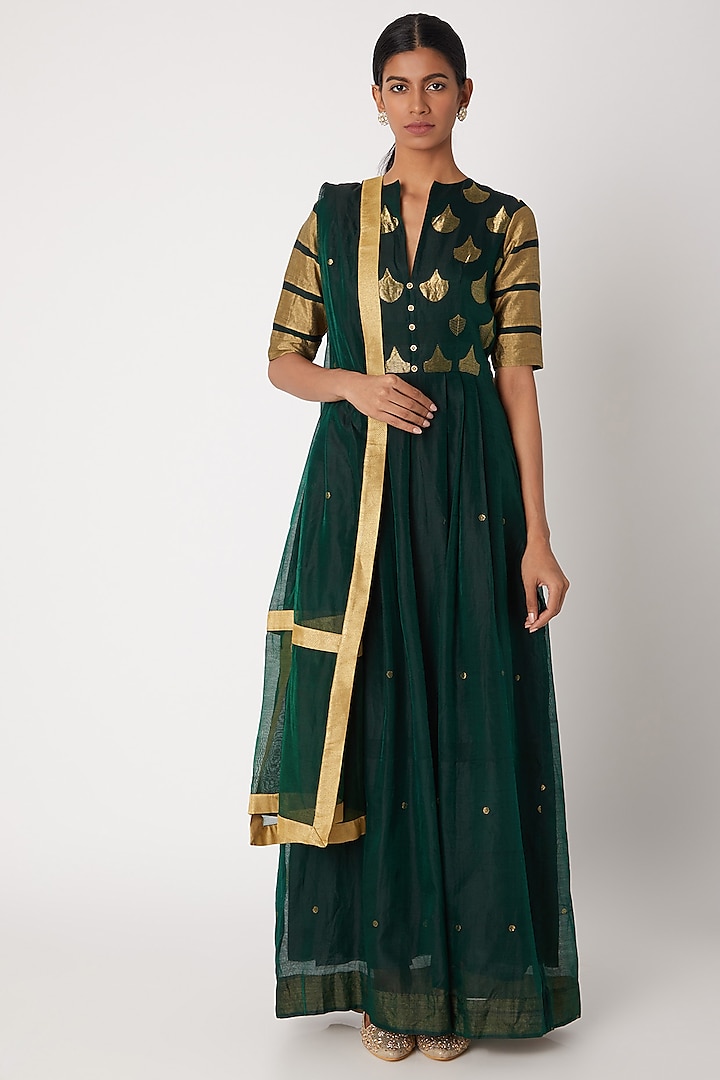 Emerald Green Handwoven Tunic Dress With Dupatta by Sourabh Kant Shrivastava
