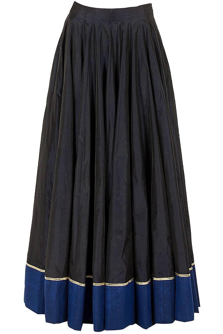 Charbagh midnight blue lehenga set available only at Pernia's Pop-Up Shop.