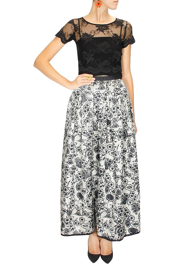 Black chantilly lace crop top available only at Pernia's Pop-Up Shop.