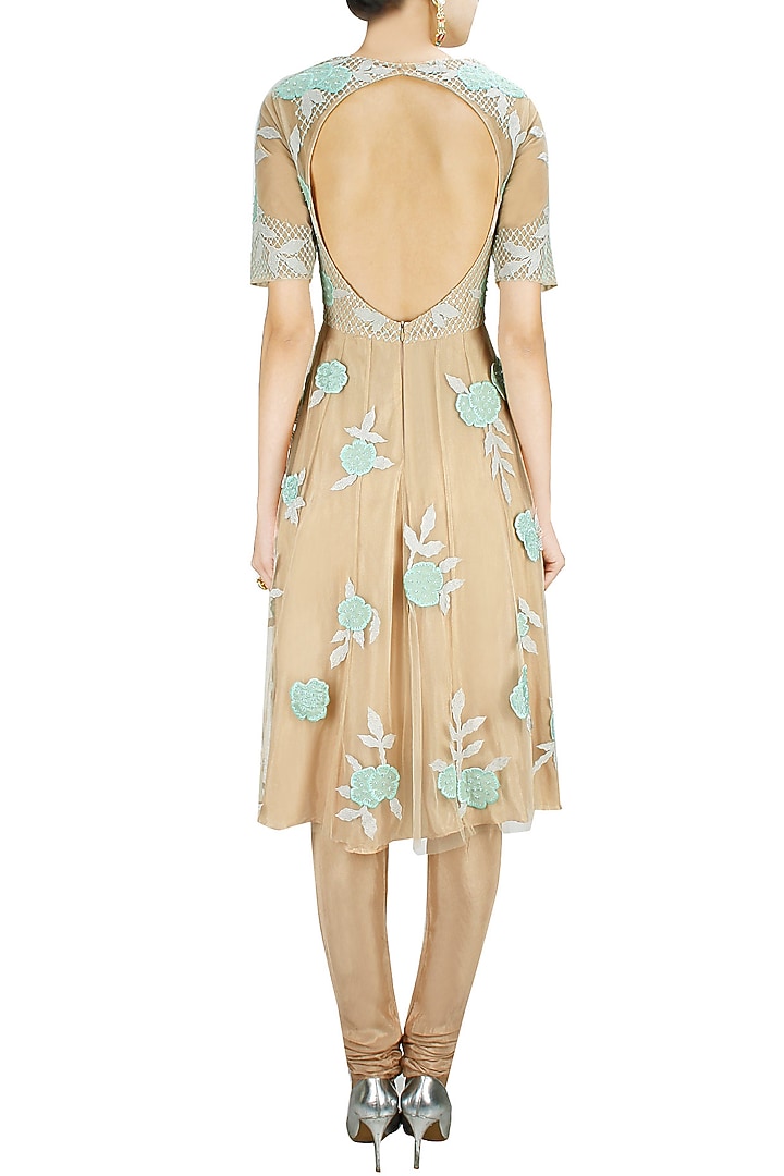 Nude green patchwork and sequins embroidered kurta set available only at Pernia's Pop-Up Shop.