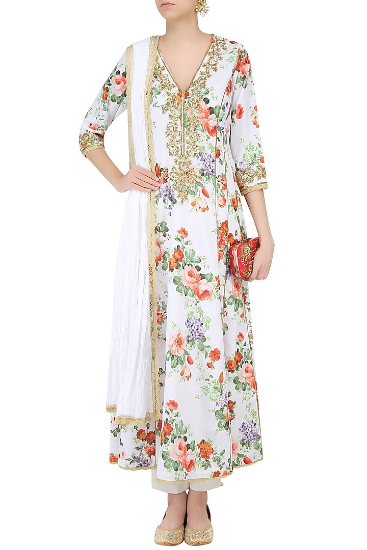 White floral printed kurta set with straight pants available only at Pernia's Pop Up Shop.