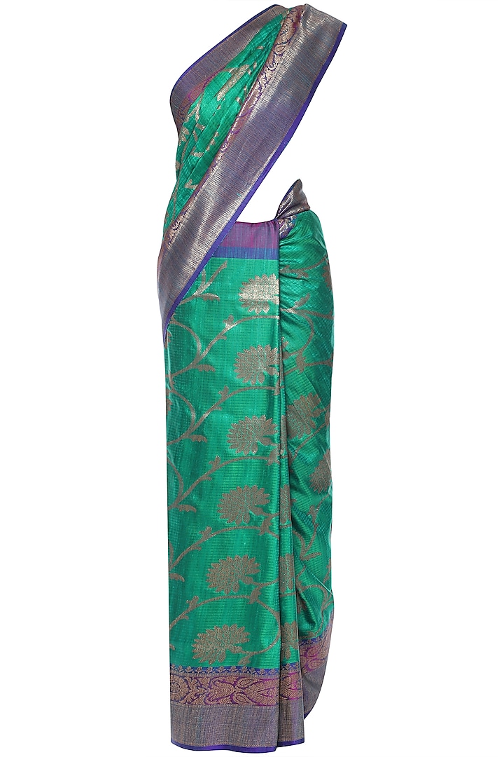 Emerald Green Handwoven Banarsi Saree Set by Shivangi Kasliwaal