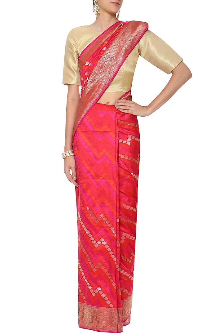 Hot pink hadwoven kadhua banarsi saree set available only at Pernia's Pop Up Shop.