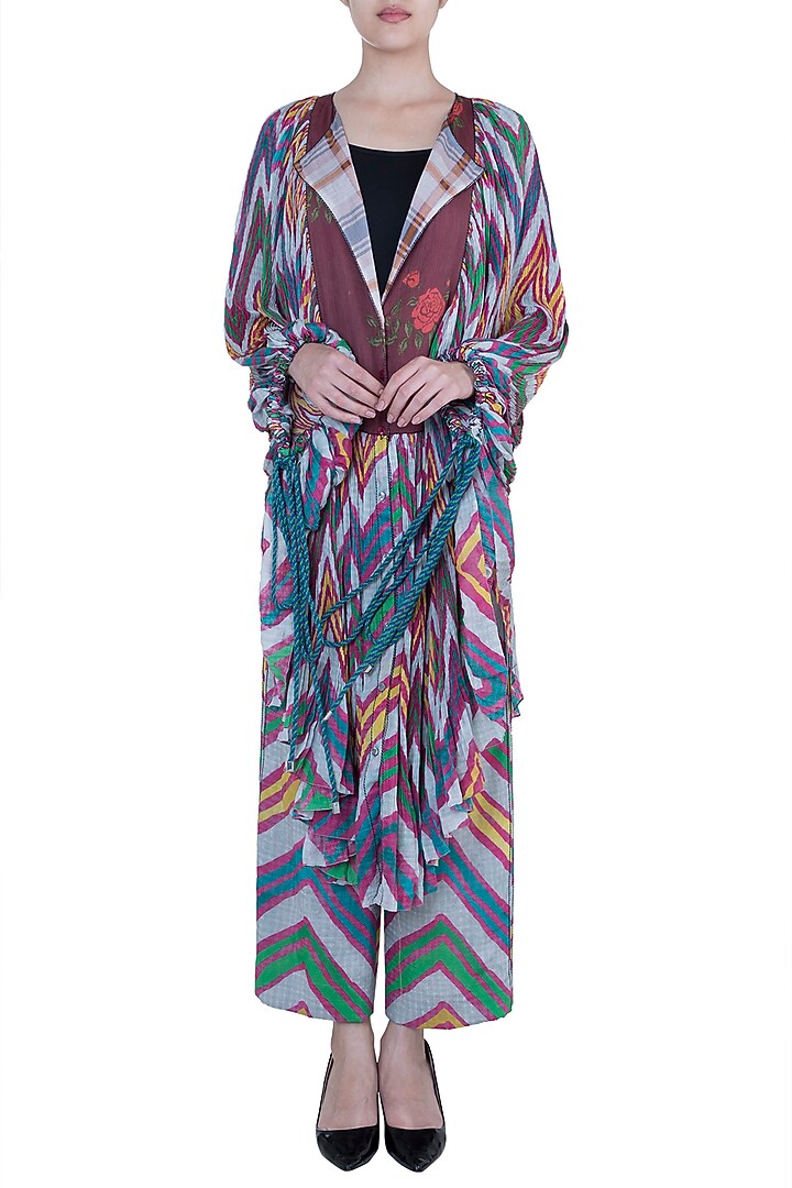 Grey Rose Printed Leheriya Kaftan Cape by Saaksha & Kinni at Pernia's Pop Up Shop