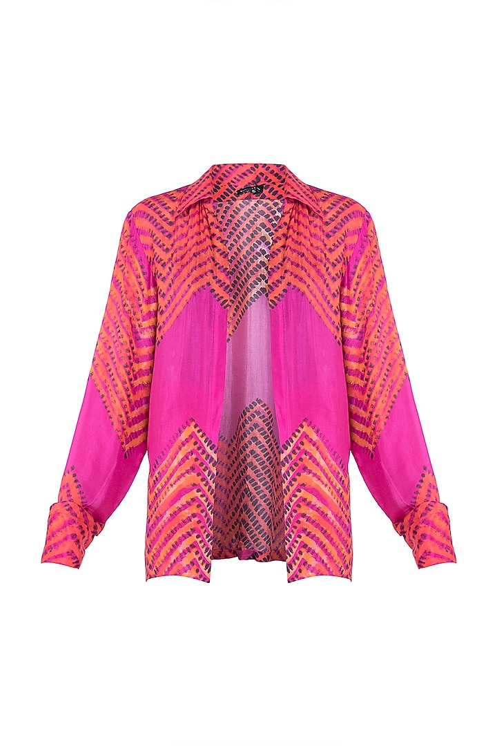 Pink Leheriya Printed Collared Shirt by Saaksha & Kinni
