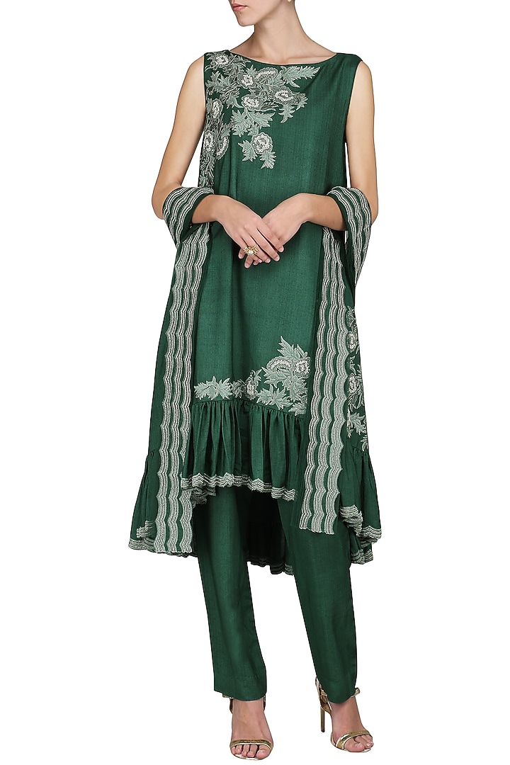 Emerald embroidered kurta with pants available only at Pernia's Pop Up Shop.