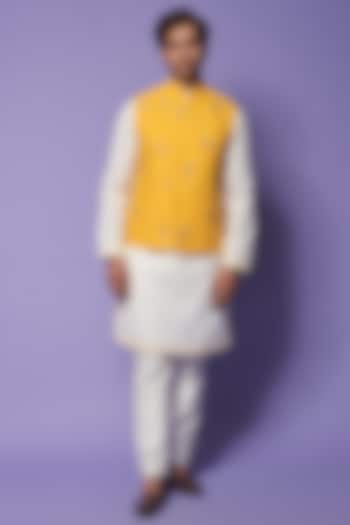 Yellow Linen Embroidered Bundi Jacket With Kurta Set by SUHAIL HAFEEZ
