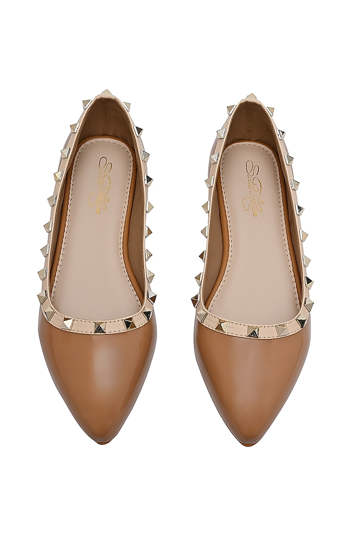 Beige Faux Leather Juttis by Sole House at Pernia's Pop Up Shop